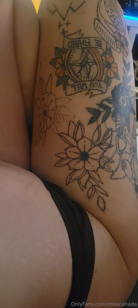 Misscanada actrice artistique galerie