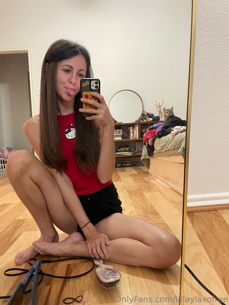 Lillaylaxofree modèle adulte images