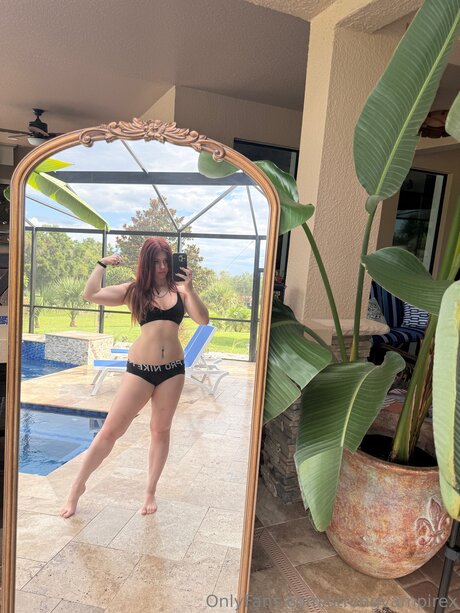 fans asiatiques poilus uniquement adulte de haute qualité image