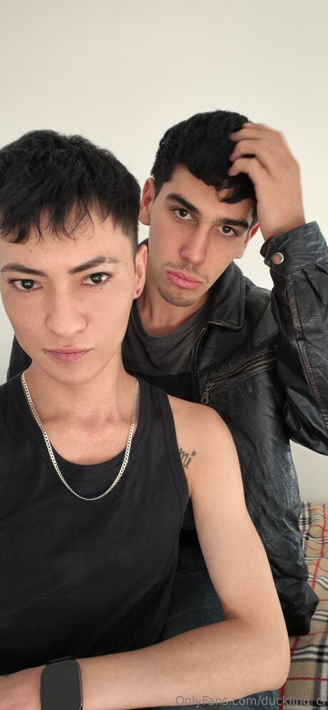 Duckling Cl modèle sexy archive