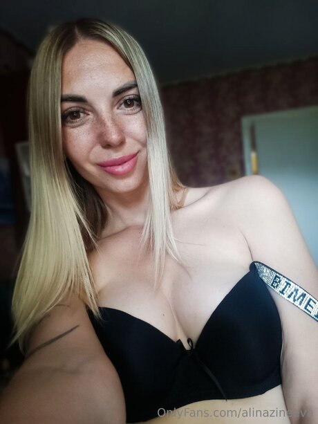 Alinazineeva actrice libre des photos