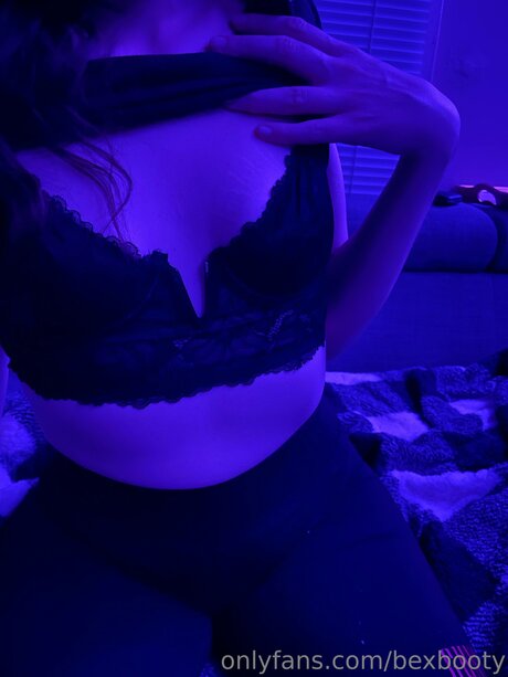 Bexbooty actrice de sexe photos