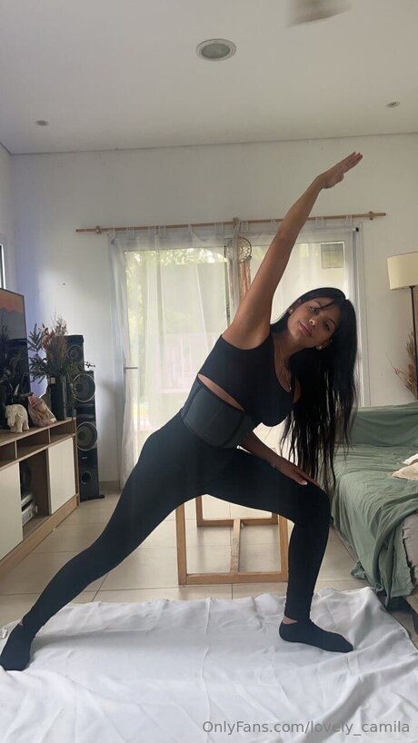 Lovely Camila étoile de haute qualité des photos