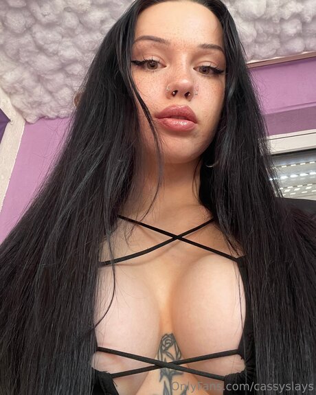 Cassyslays jolie star du porno image