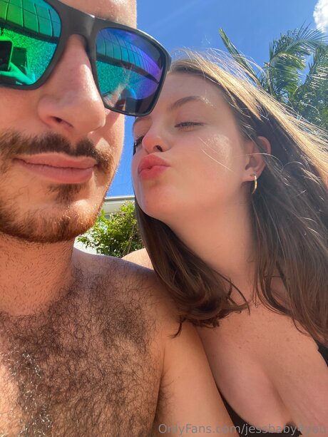 Jessbaby4you star du porno adulte photos