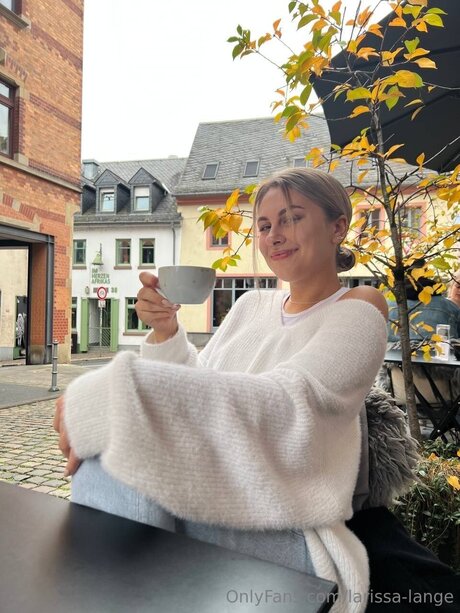 Larissa Lange actrice hd photo