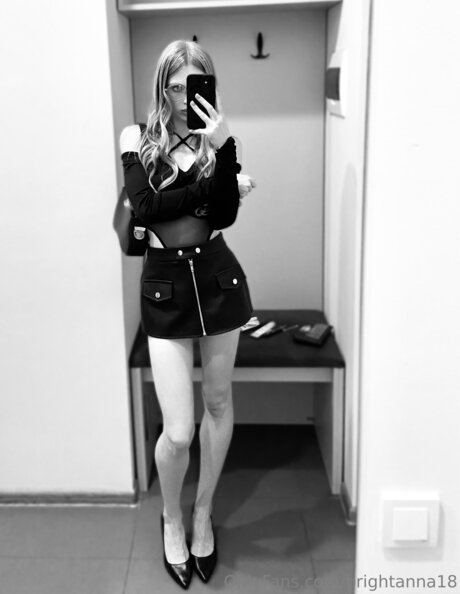 Brightanna18 star du porno xxx archive