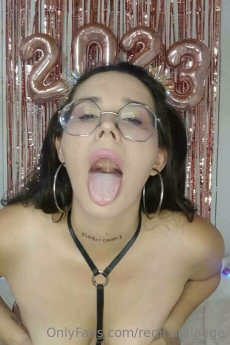 branlette uniquementfans nus hd photo