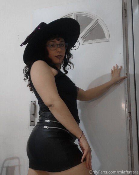 Miaferrara star du porno exclusive image