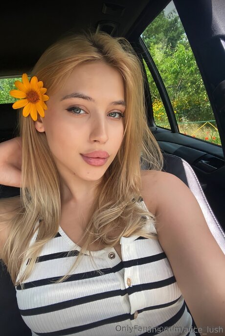 Alice Lush étoile sexy images