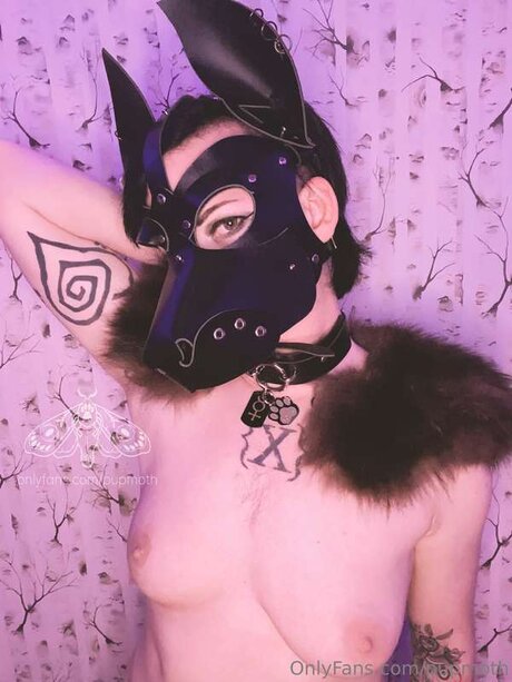 Pupmoth étoile érotique images