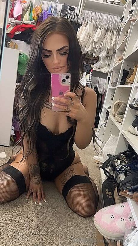 Inkeddoll11 sexe star du porno photos