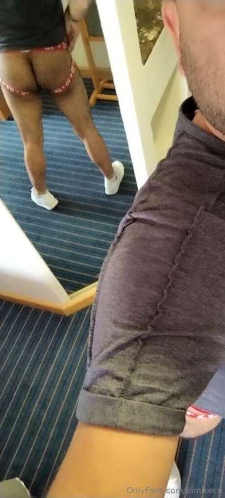 Elmikeco modèle de sexe photos