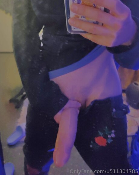 petite blonde onlyfans érotique en haute qualité img