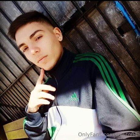 Tavito04 star du porno gratuite img