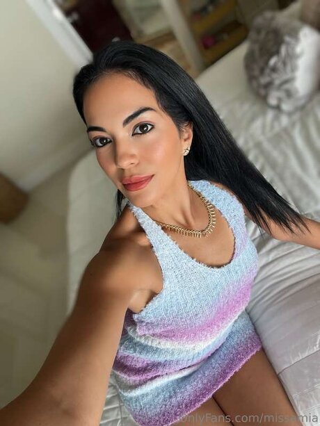 Adrixfree star du porno parfaite images