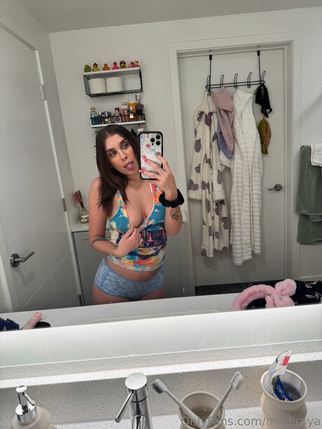 Laylarayaa jolie étoile archive