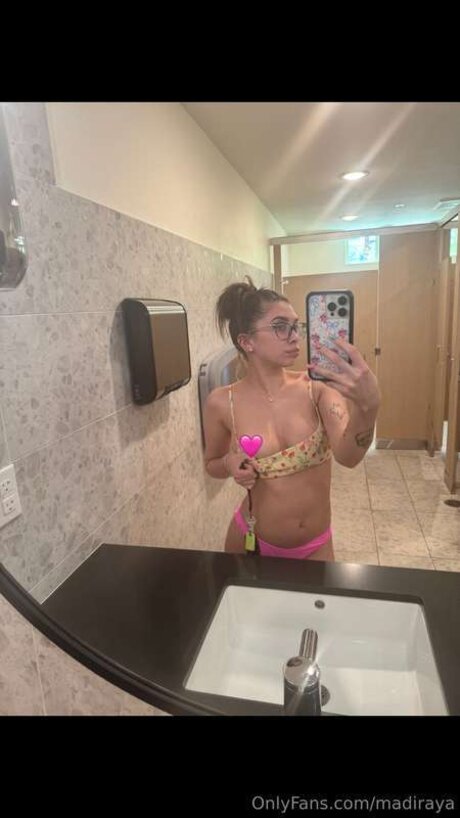 Laylarayaa étoile parfaite photos