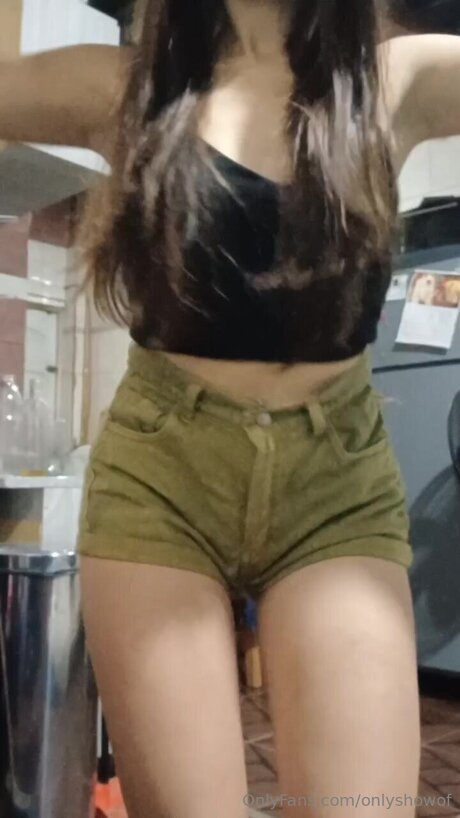 Onlyshowof star pornographique photos