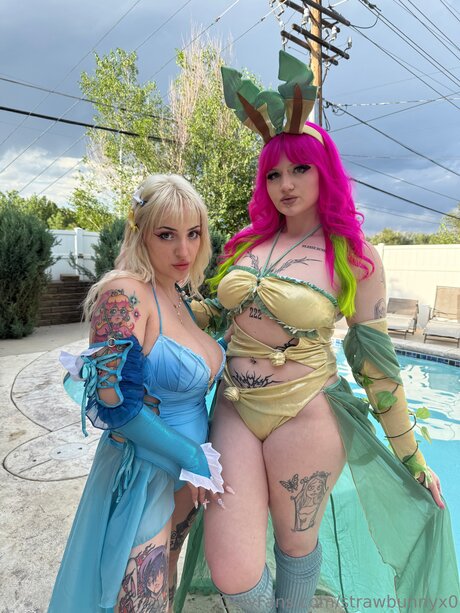 Strawbunnyx0 actrice xxx image