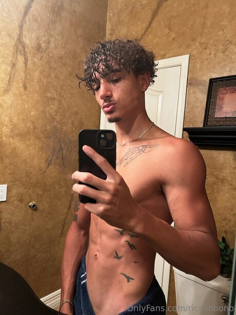 Riccoobono jolie actrice image