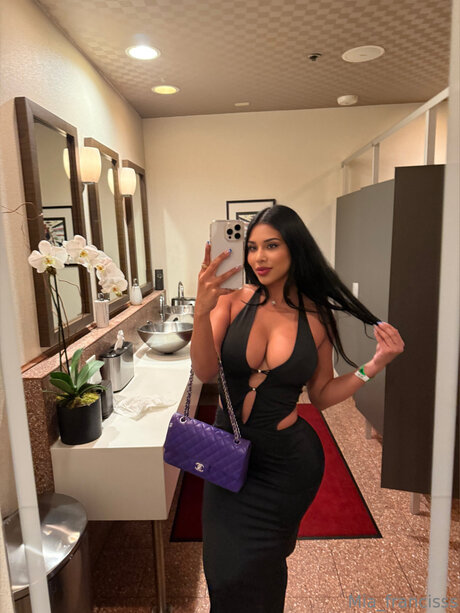 Miafrancis jolie étoile images