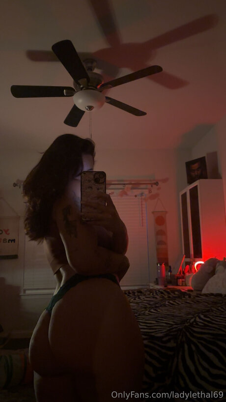 Ladylethal69 art étoile galerie