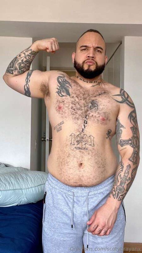 Scotybrayanx modèle artistique archive