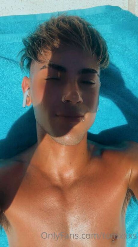 Tomxxxs star du porno chaud img