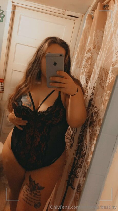 Come4urdestiny sexe star galeries