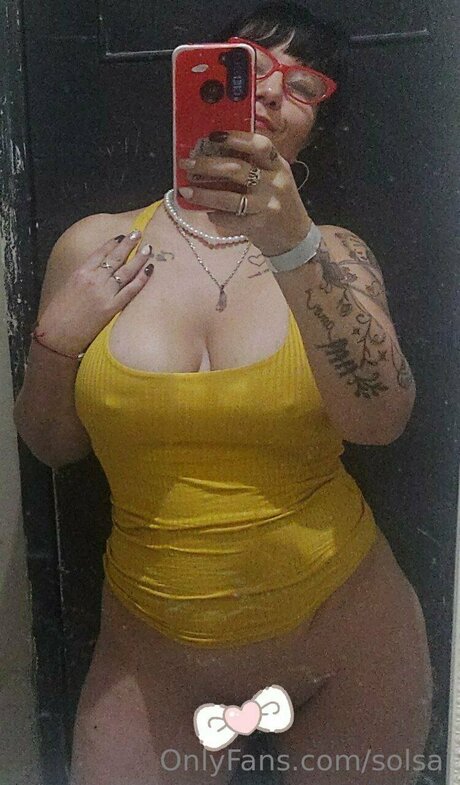 Solsai modèles nus images