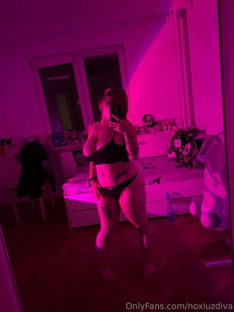 Noxiuzdiva actrice de grande qualité img