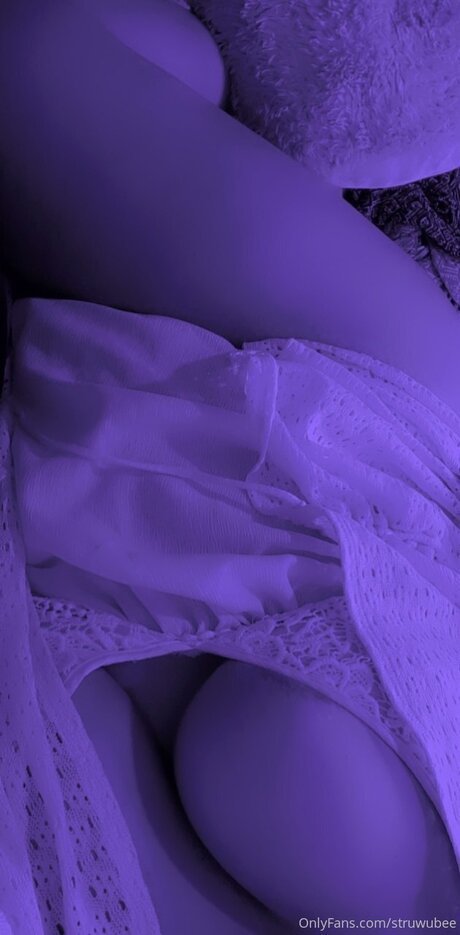 Royaljestie star du porno en haute qualité photo