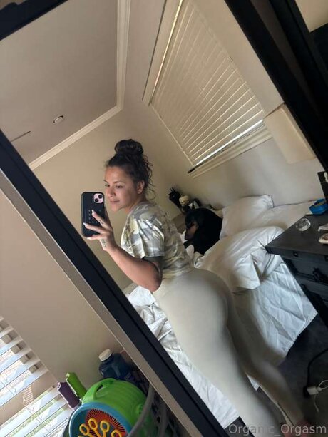 Organic Orgasm star du porno gratuit photos