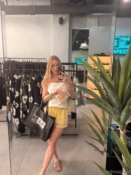 Kiaralordmagyar actrice de sexe photo