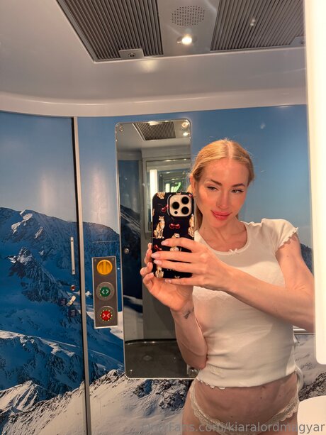 Kiaralordmagyar étoile sympa img