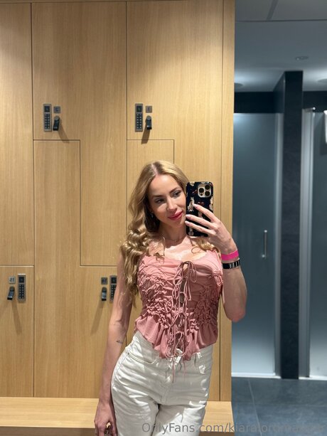 Kiaralordmagyar étoile parfaite galerie