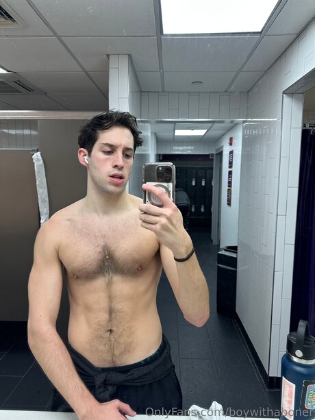 Boywithaboner top star photos