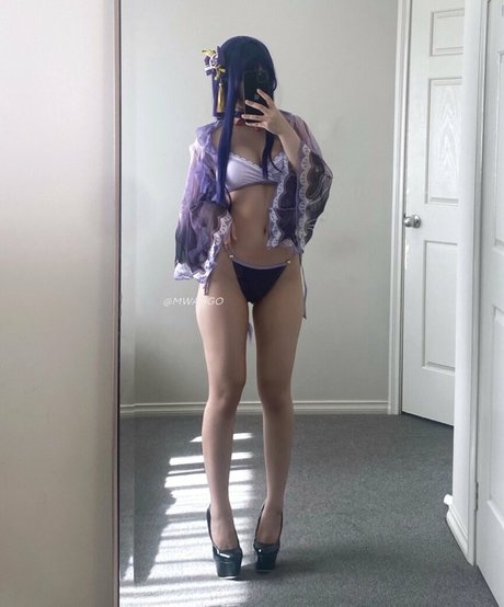 mwahgo modèle porno collection