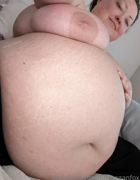 fatmeganfox étoile de l'art galeries