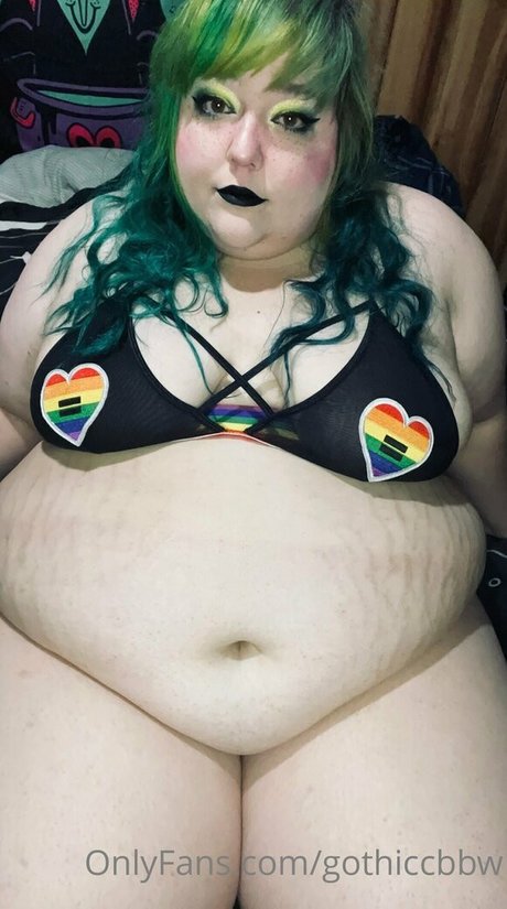 gothiccbbw actrice sexy image