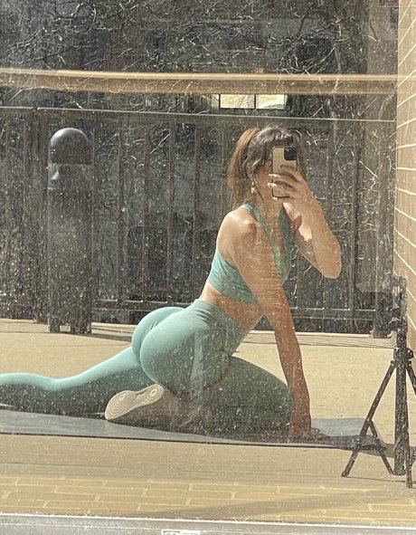 victoriamyers star exclusive photo