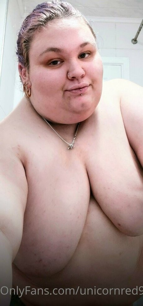 unicornred99 étoile chaude des photos