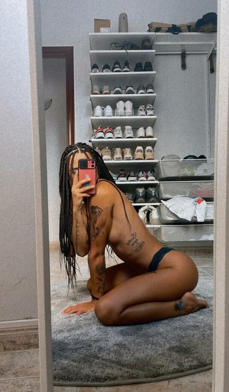 Luna Ventura actrice de nus galerie