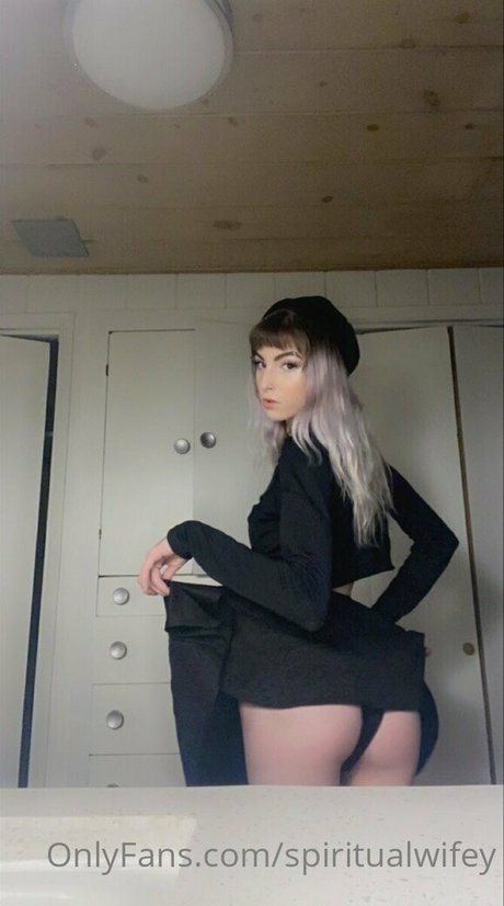 spiritualwifey étoile sexy galeries