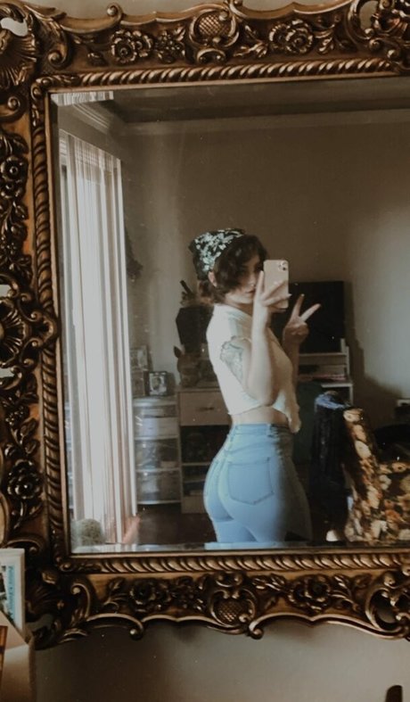 Ltlyata modèle gratuit img