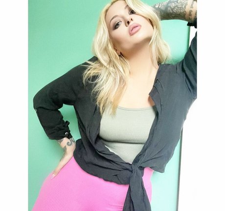 fans gothiques asiatiques uniquement exclusif chaud photos