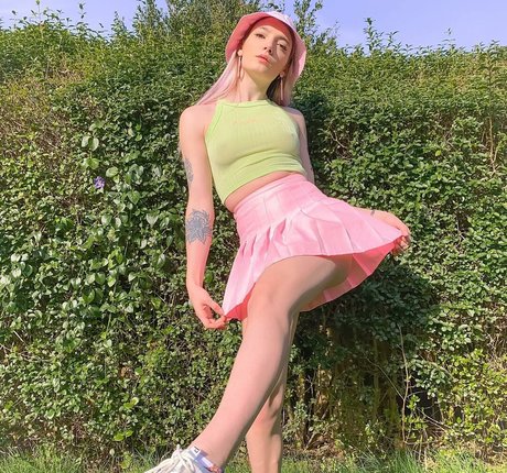 daisyfayebee nus star du porno galeries