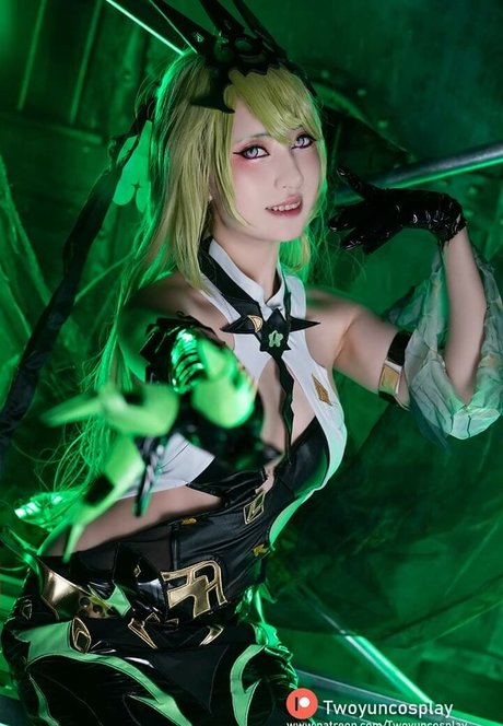 Twoyun modèles nus img