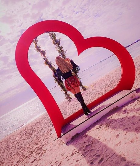 Luana88chloe star du porno image